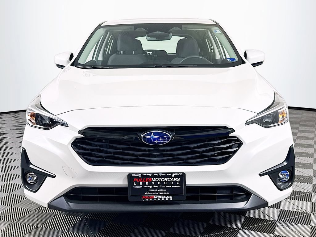 Used 2025 Subaru Impreza 2.0i Sport image 2