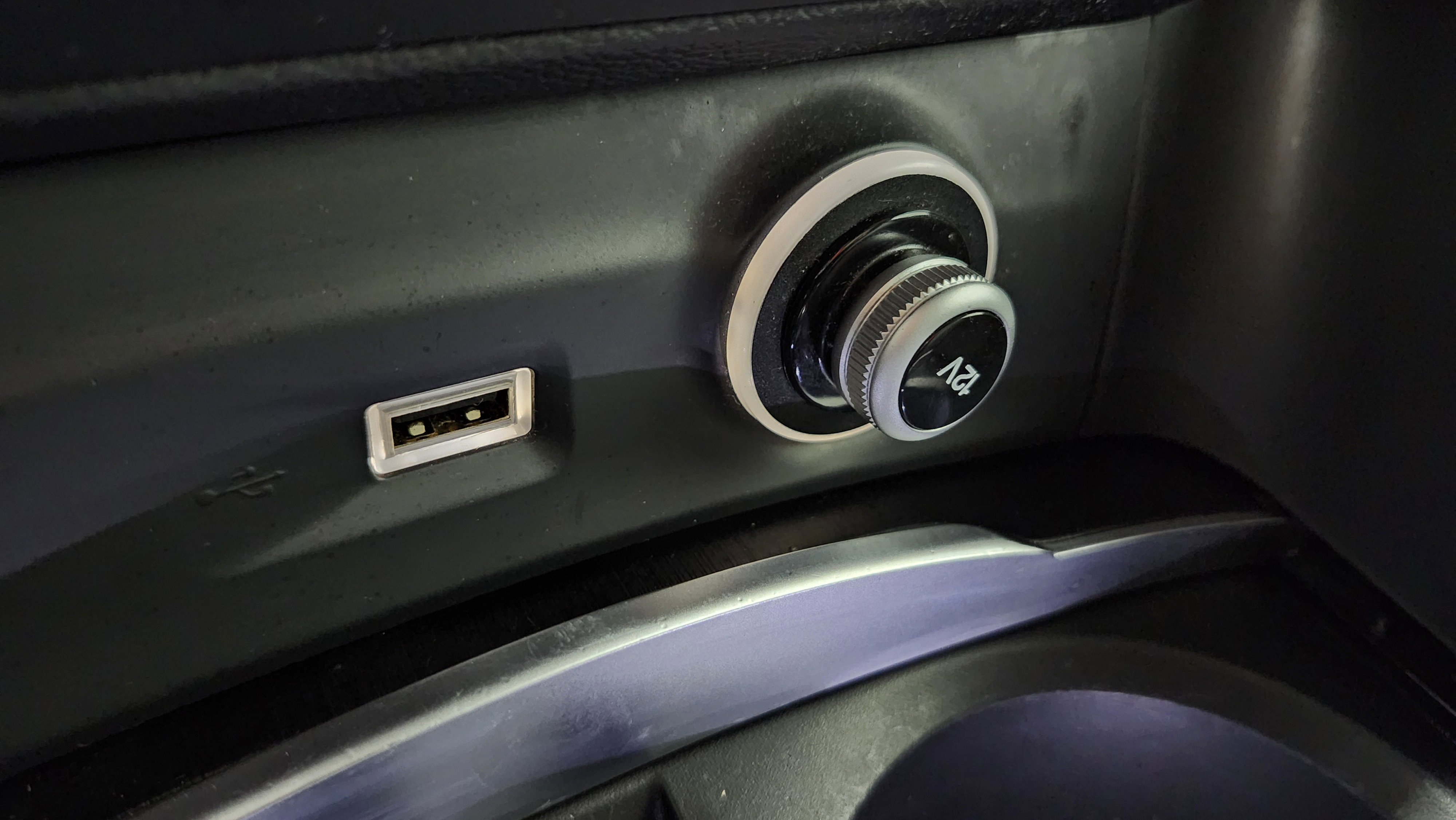 Used 2018 Alfa Romeo Stelvio AWD image 13