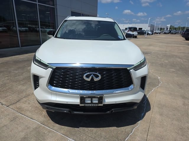 Used 2023 INFINITI QX60 Luxe w/ Performance Audio Package FWD image 4