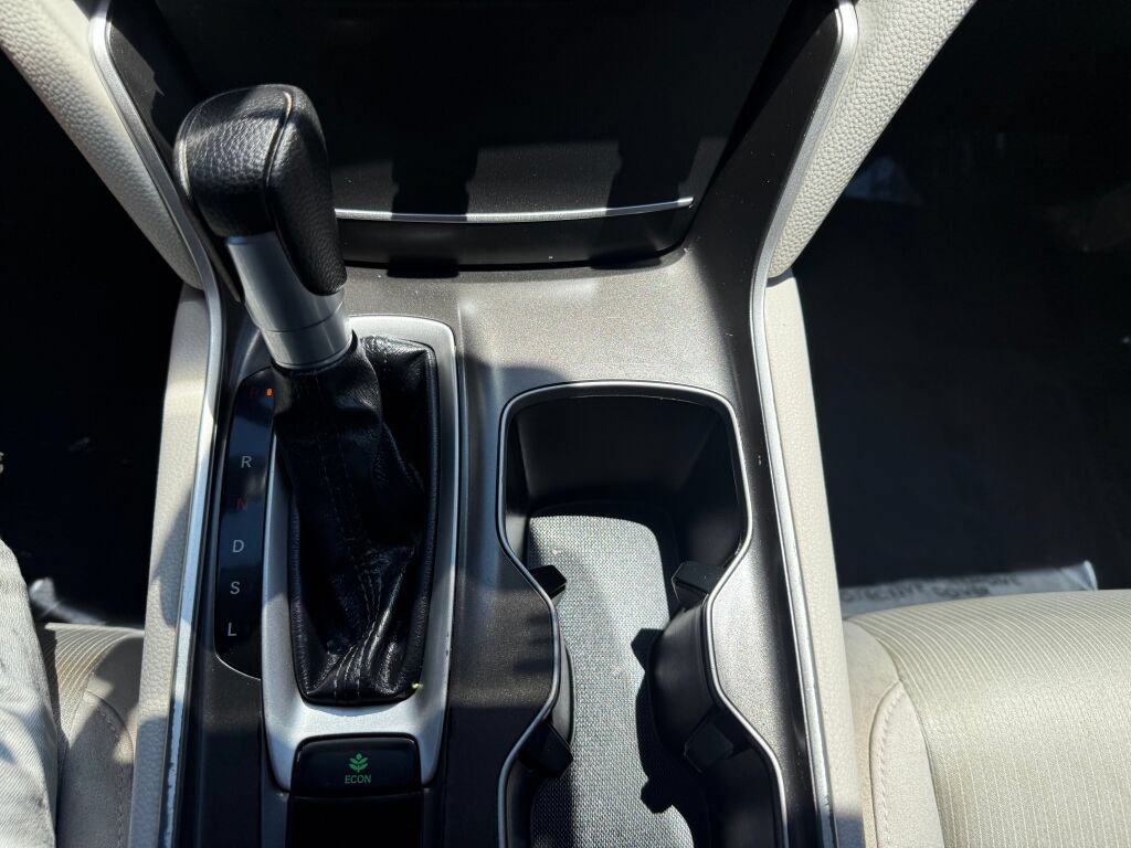 Used 2020 Honda Accord LX image 17