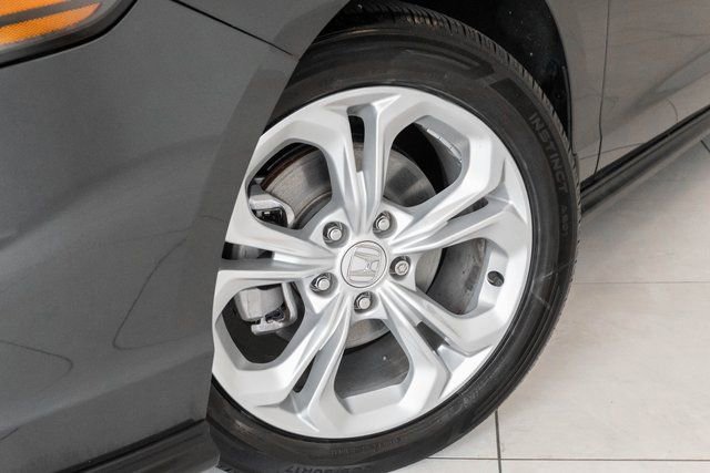 Certified 2023 Honda Accord LX image 2