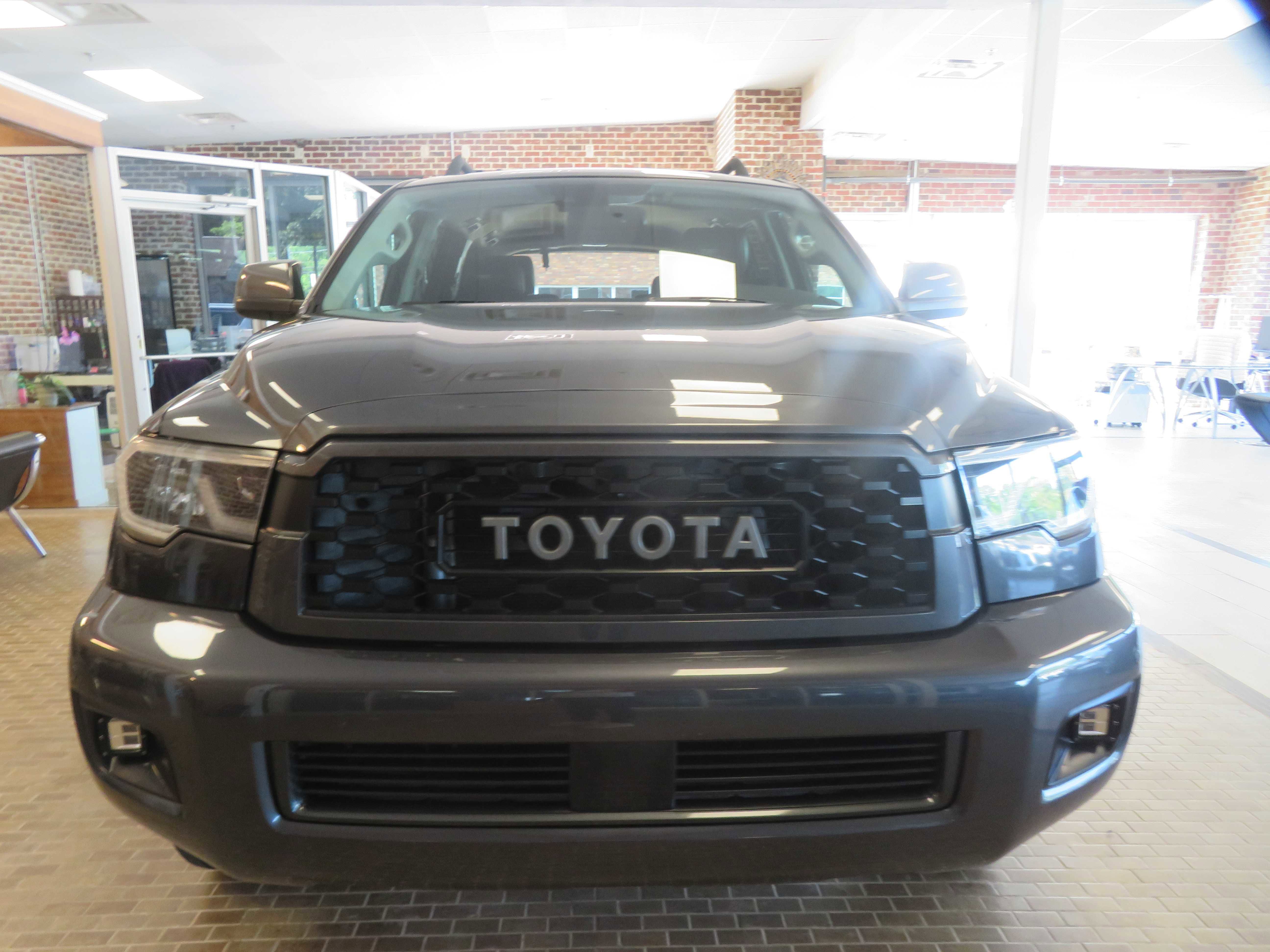 Used 2021 Toyota Sequoia TRD Pro AWD/4WD image 3