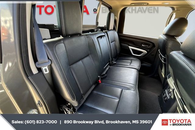 Used 2021 Nissan Titan SL w/ Moonroof Package image 20