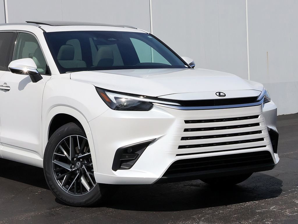 New 2026 Lexus TX 350 AWD image 2
