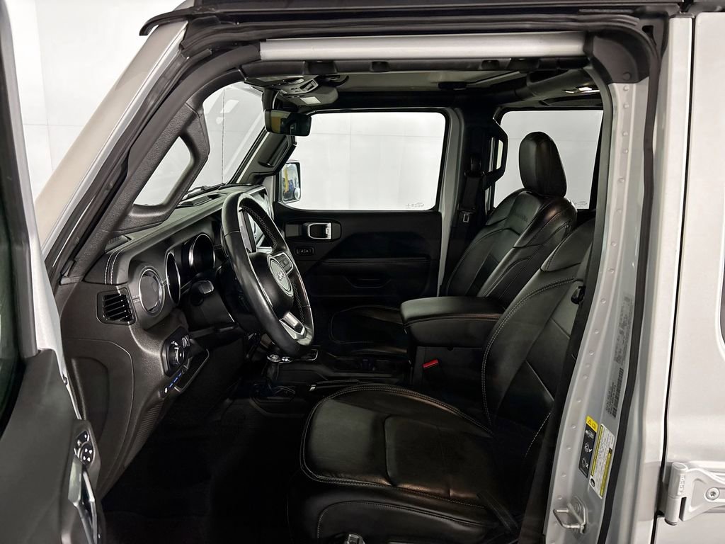 Used 2023 Jeep Wrangler Unlimited Sahara w/ Cold Weather Group image 11