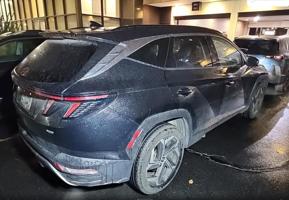 Used 2023 Hyundai Tucson Limited image 3