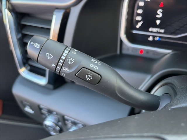 Used 2024 GMC Sierra 2500 Denali Ultimate image 20