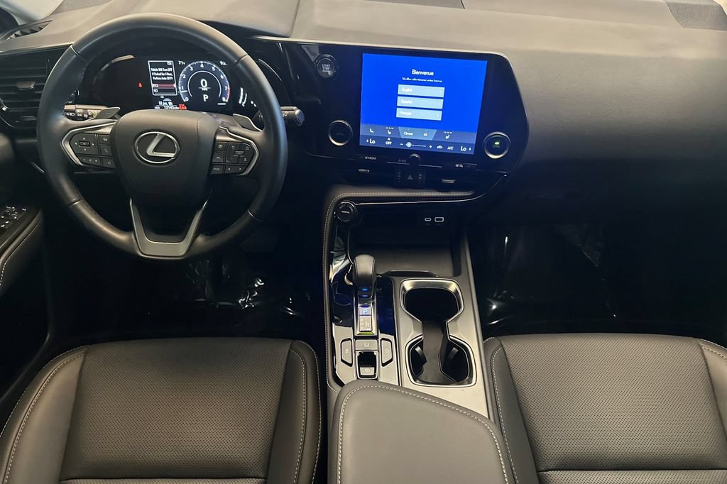 Used 2025 Lexus NX 250 FWD image 13