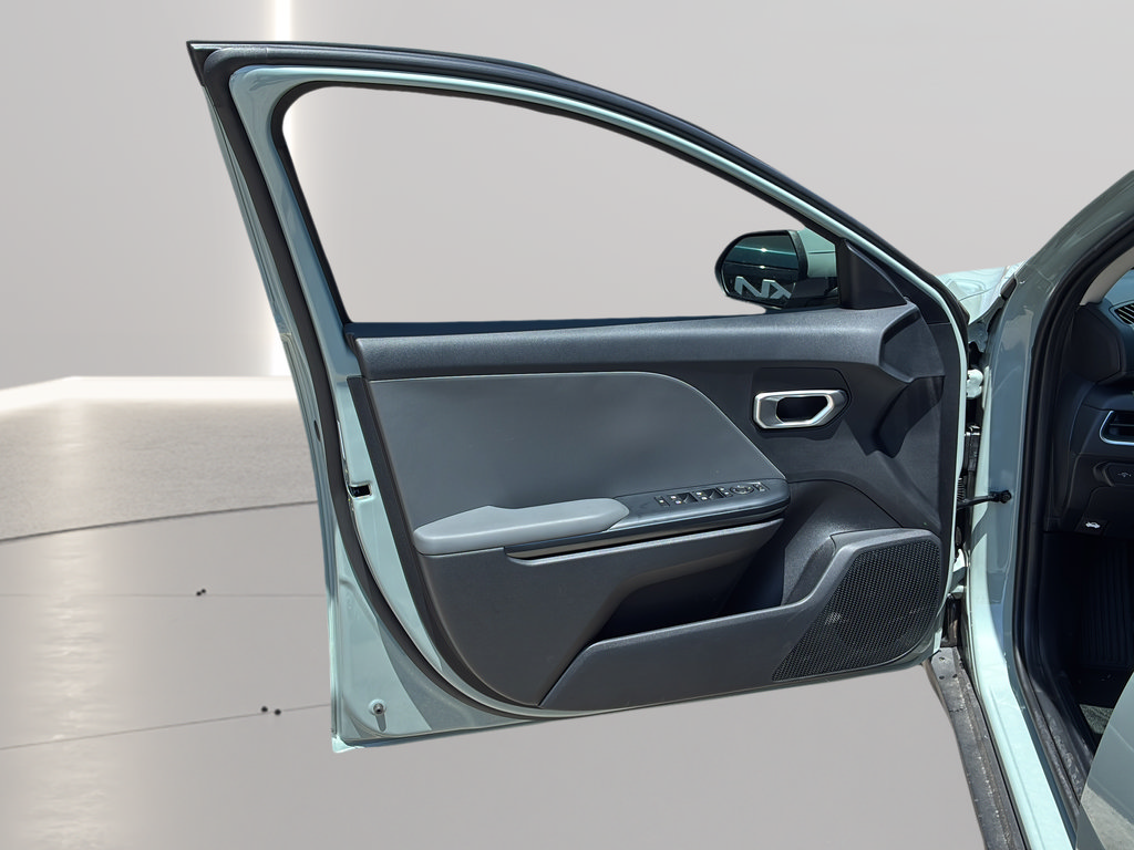 New 2026 Kia K4 FWD image 11