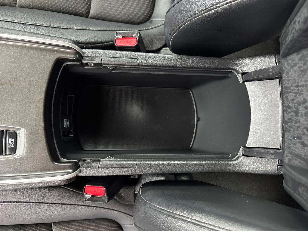 Used 2020 Honda Accord Sport image 31