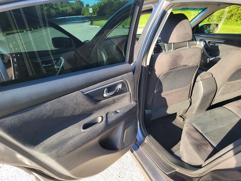 Used 2014 Nissan Altima 2.5 SV FWD image 27