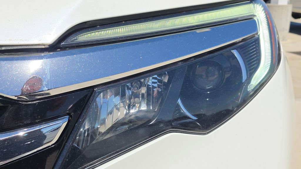 Used 2016 Honda Pilot Touring image 9