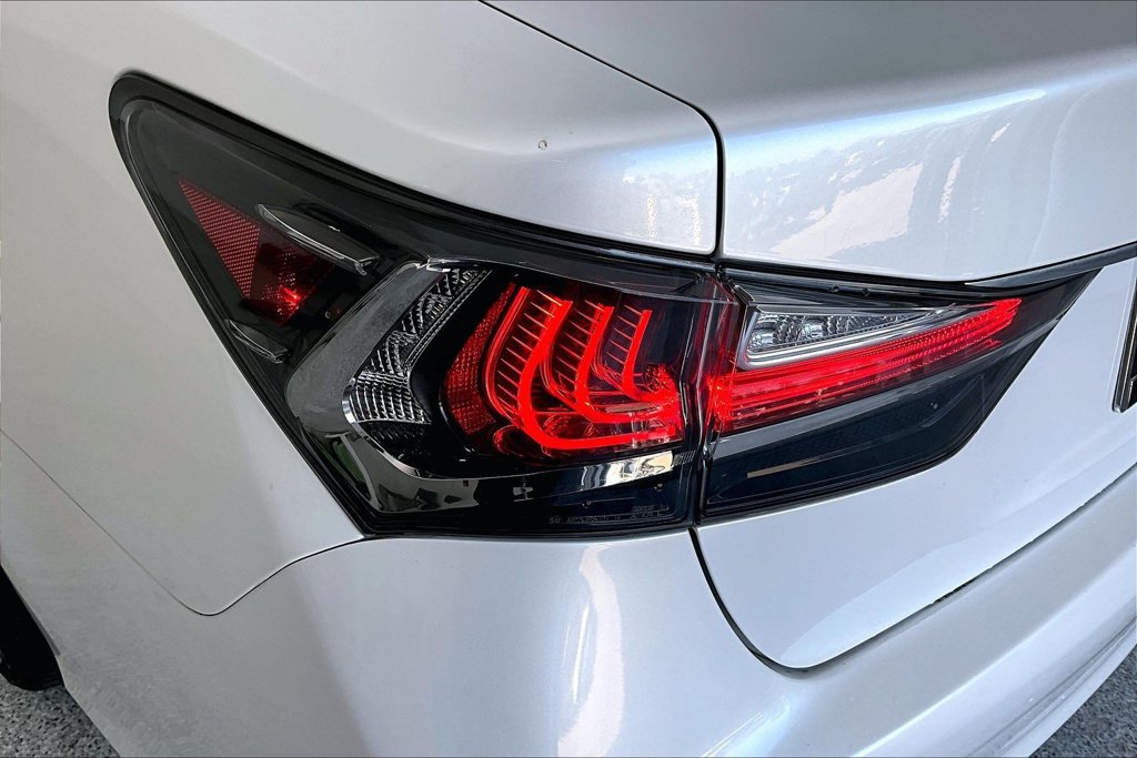 Used 2017 Lexus GS 200t RWD image 38