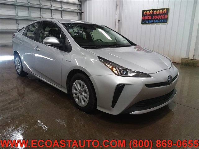 Used 2022 Toyota Prius L Eco FWD image 1
