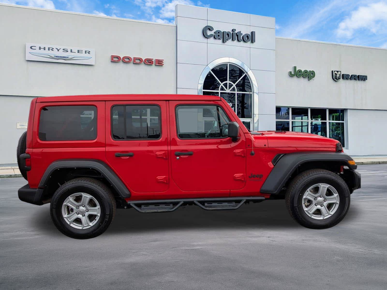 Used 2022 Jeep Wrangler Unlimited Sport w/ Sun And Sound Package AWD/4WD image 2