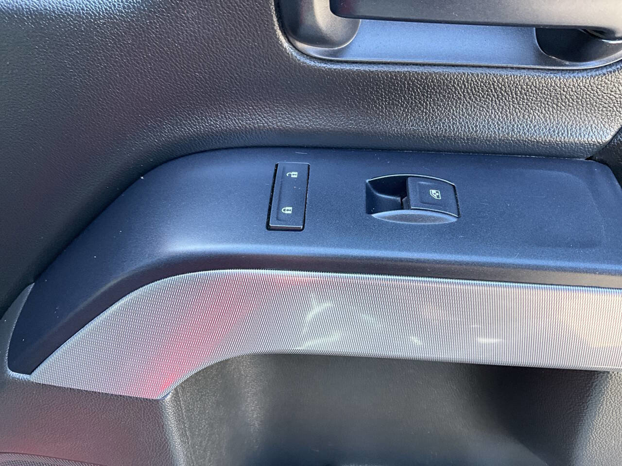 Used 2016 Chevrolet Silverado 1500 LT w/ All Star Edition image 33