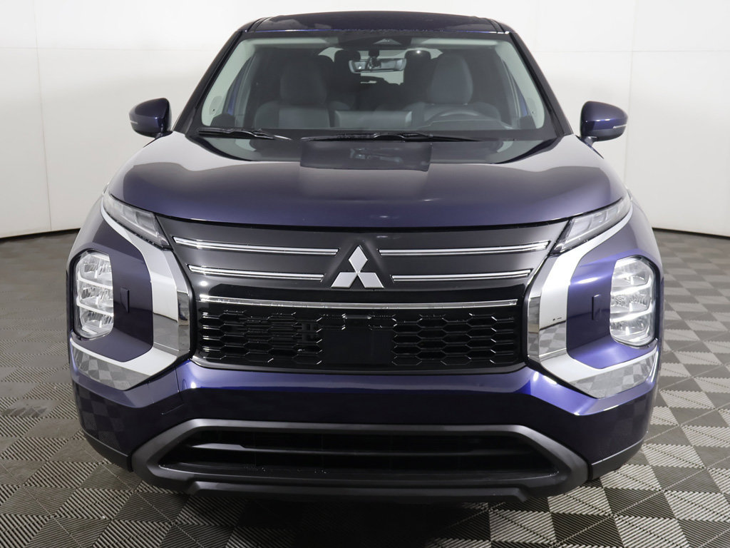 New 2026 Mitsubishi Outlander ES AWD/4WD image 12
