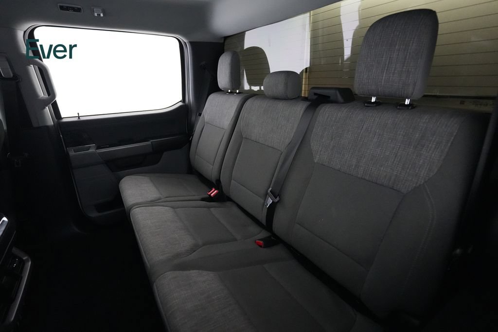 Used 2023 Ford F150 Lightning XLT AWD/4WD image 18