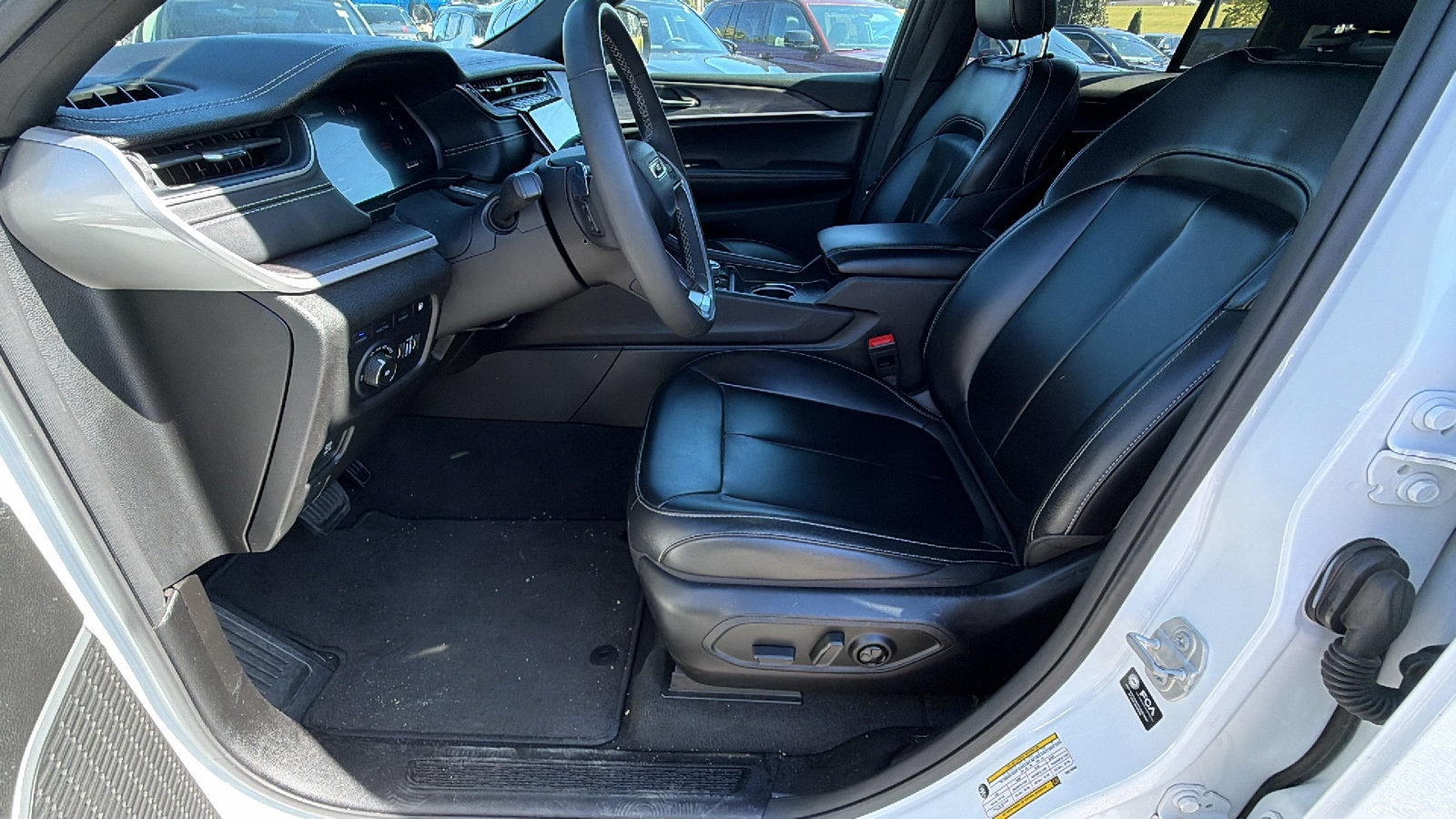 Used 2024 Jeep Grand Cherokee Limited 4xe AWD/4WD image 17