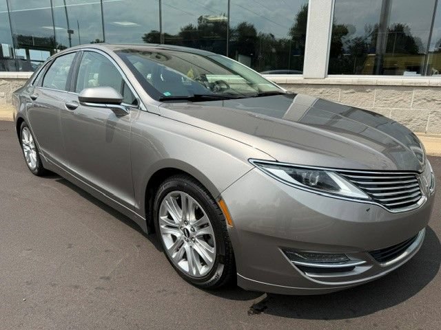 Used 2016 Lincoln MKZ w/ Equipment Group 200A Select FWD image 8
