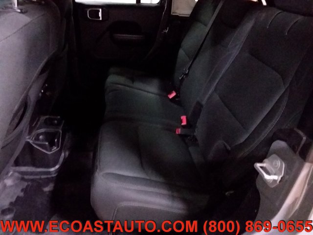 Used 2018 Jeep Wrangler Unlimited Sport S image 13