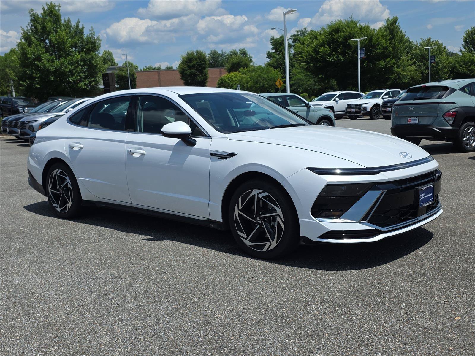 Certified 2026 Hyundai Sonata SEL AWD/4WD image 9