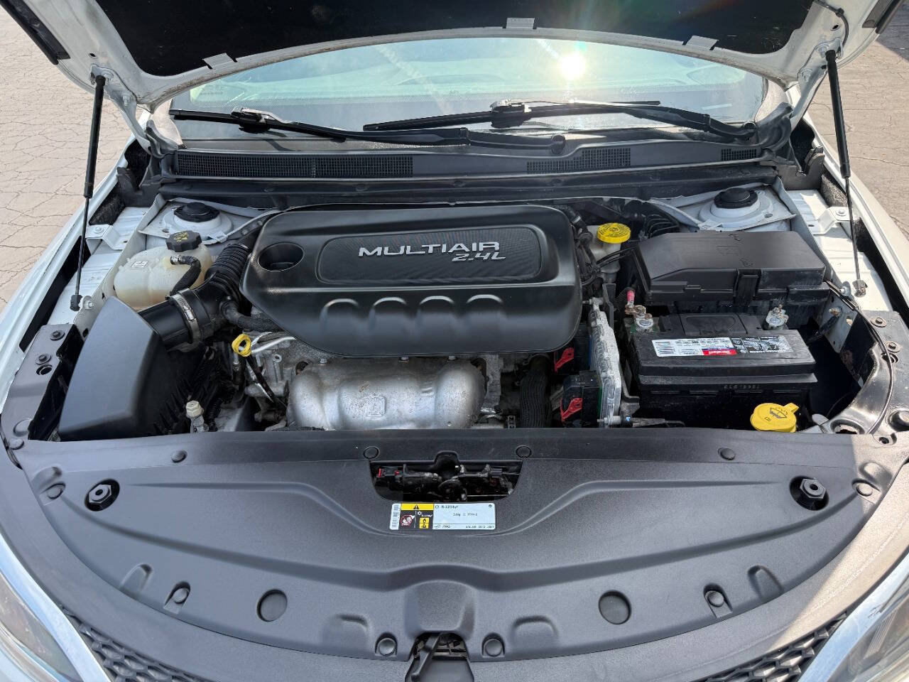 Used 2015 Chrysler 200 Limited w/ Convenience Group FWD image 28