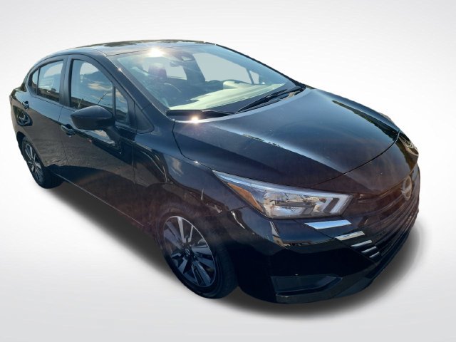 Used 2025 Nissan Versa SV w/ Trunk Package FWD image 7