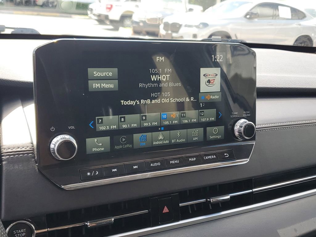 Used 2024 Mitsubishi Outlander AWD image 28