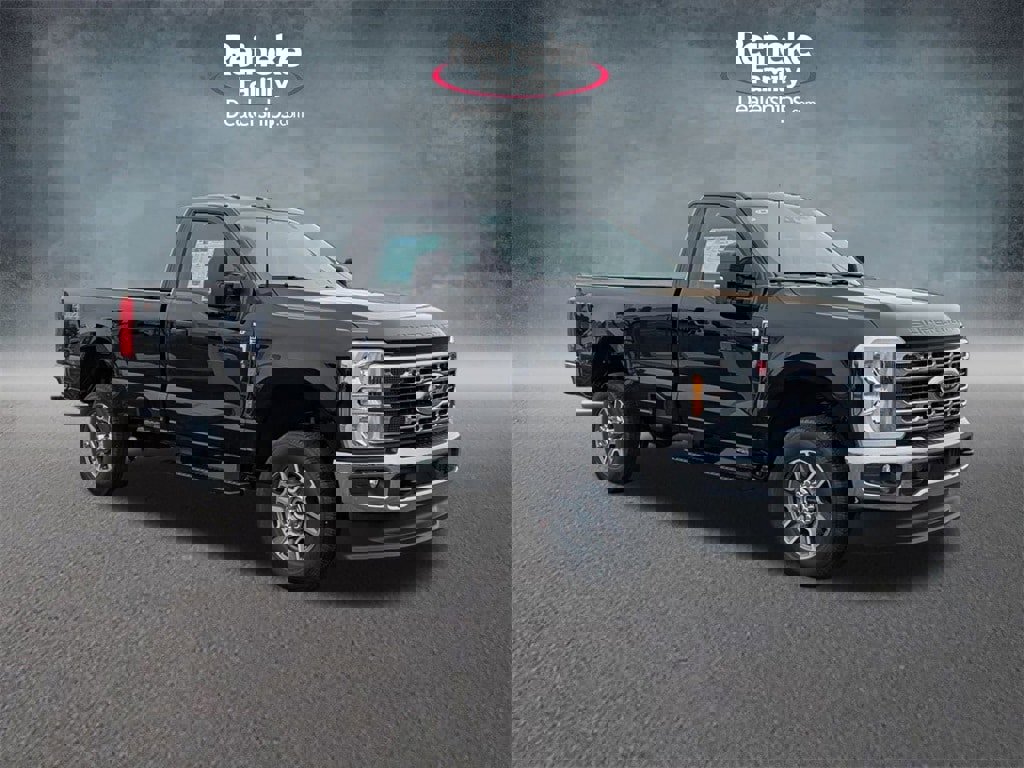 New 2025 Ford F350 XLT image 3