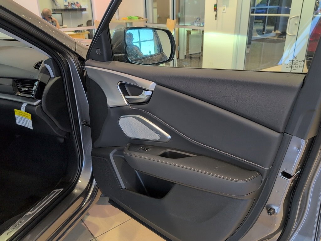 New 2025 Acura RDX w/ Technology Package image 15