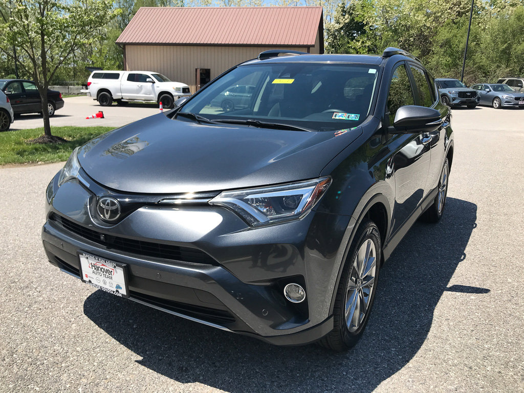 Used 2017 Toyota RAV4 Limited w/ Advanced Technology Package AWD/4WD image 4