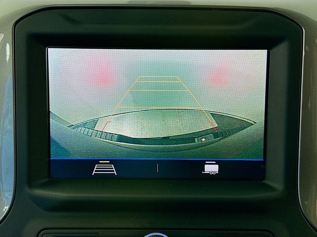 Used 2020 Chevrolet Silverado 2500 Custom w/ Custom Convenience Package image 13