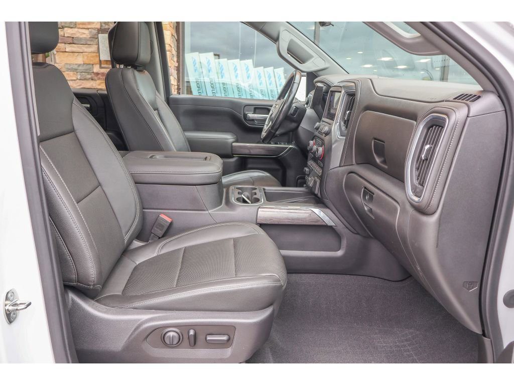 Used 2019 Chevrolet Silverado 1500 LTZ w/ LTZ Premium Package AWD/4WD image 14