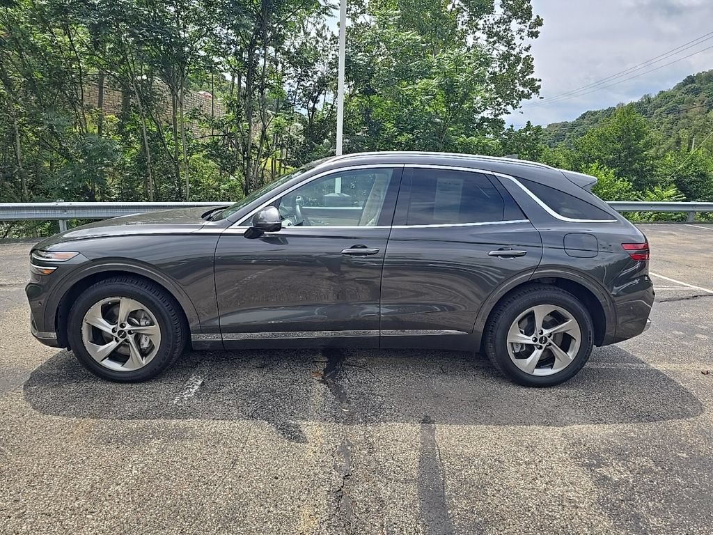 Used 2026 Genesis GV70 2.5T Advanced AWD/4WD image 2