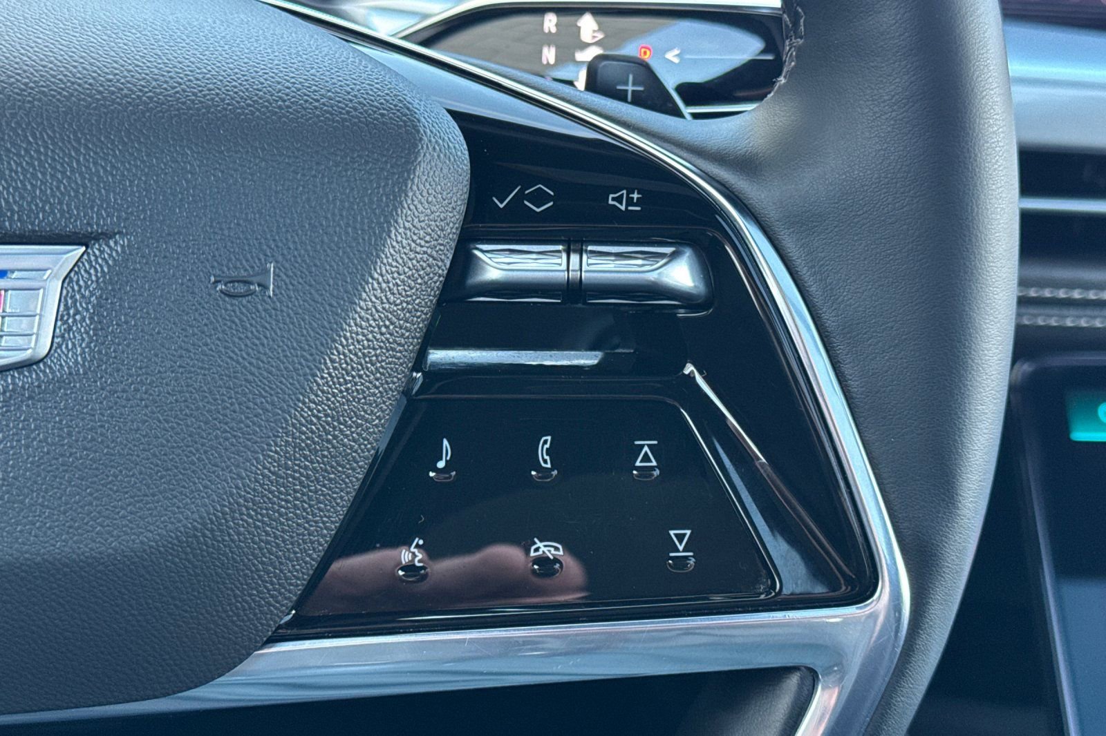 Certified 2025 Cadillac Escalade Sport w/ Touring Package image 30