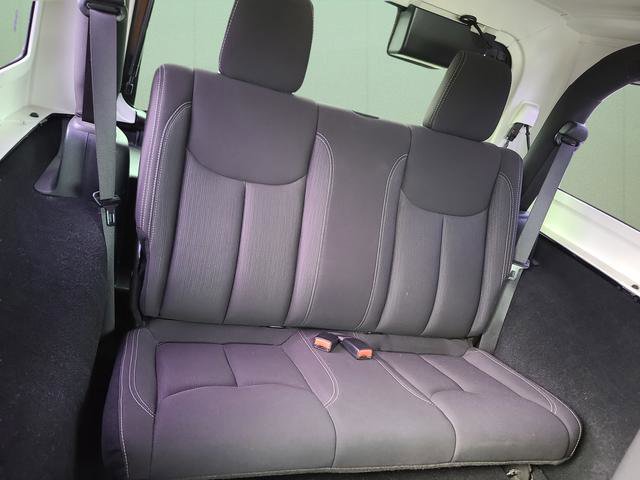 Used 2013 Jeep Wrangler Rubicon w/ PWR Convenience Group image 40