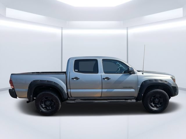 Used 2014 Toyota Tacoma PreRunner w/ Convenience Package RWD image 2