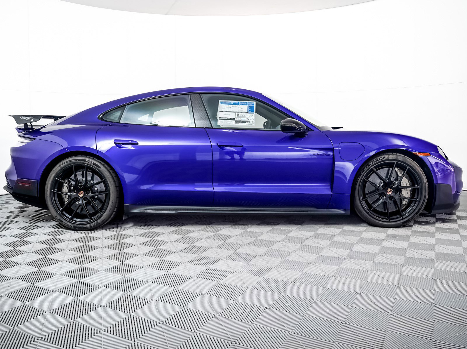 Used 2025 Porsche Taycan Turbo GT image 9