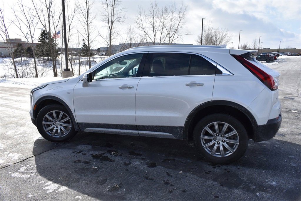 Used 2022 Cadillac XT4 Premium Luxury image 8