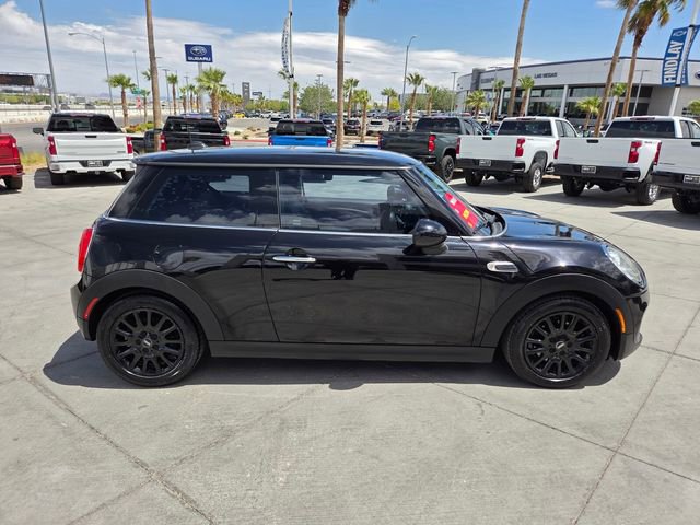 Used 2017 MINI Cooper 2-Door Hardtop FWD image 7