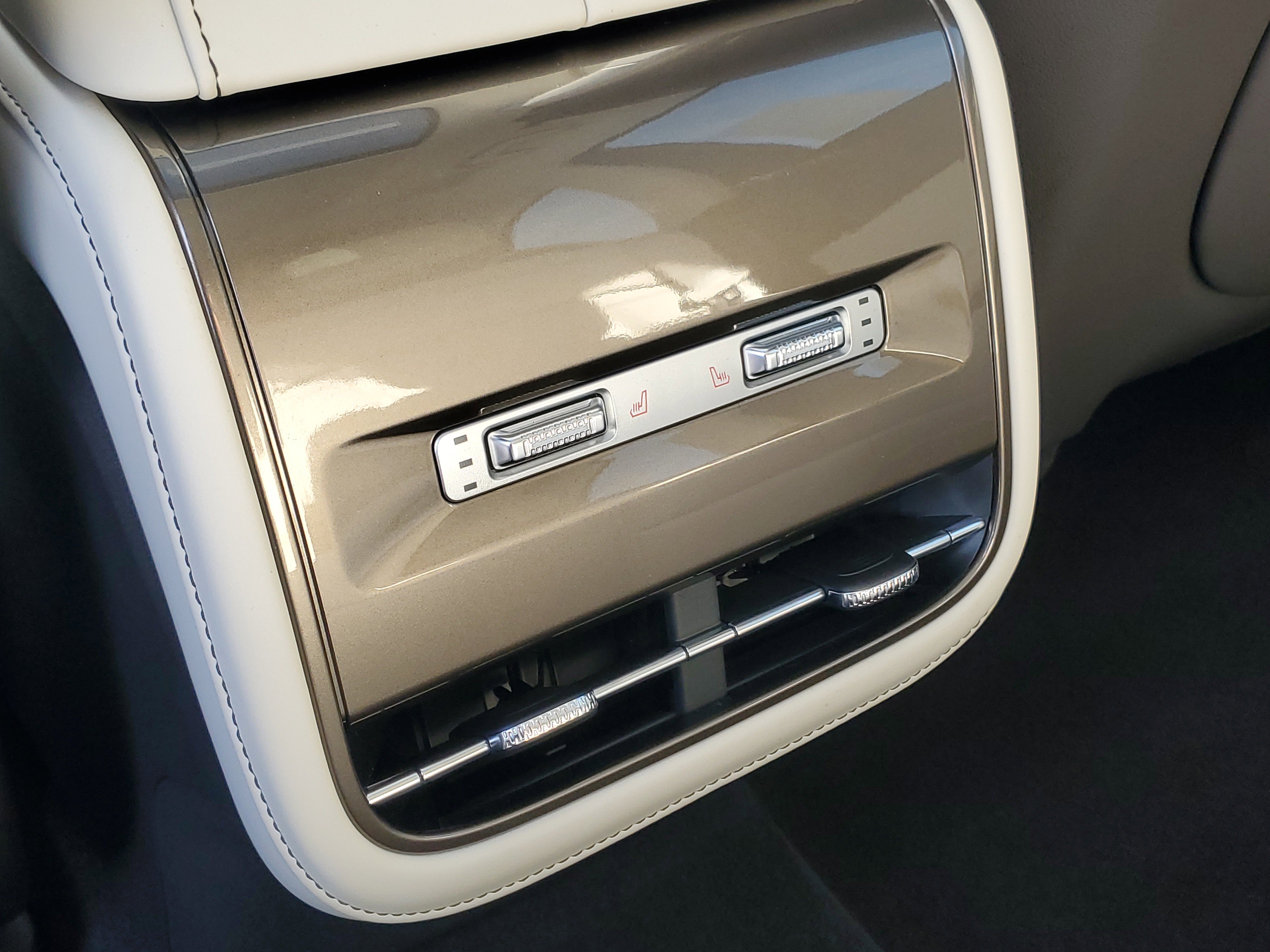 New 2026 Lincoln Nautilus Black Label image 30