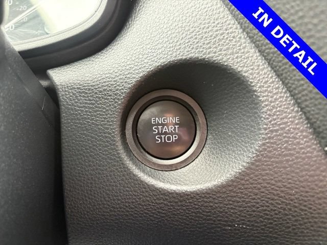 Used 2024 Toyota Corolla Cross LE AWD/4WD image 28