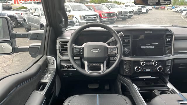 Used 2025 Ford F350 Platinum AWD/4WD image 34