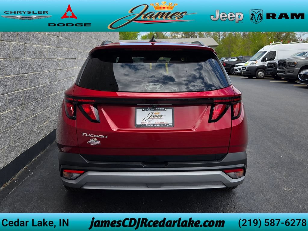 Used 2025 Hyundai Tucson SEL FWD image 4