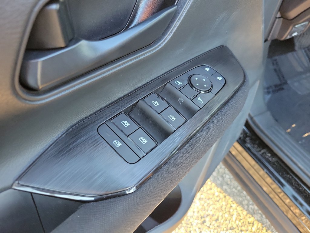 Used 2026 Nissan Kicks S FWD image 13