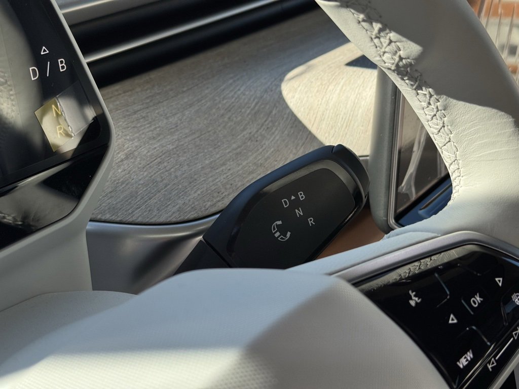 New 2025 Volkswagen ID. Buzz 1st Edition image 22