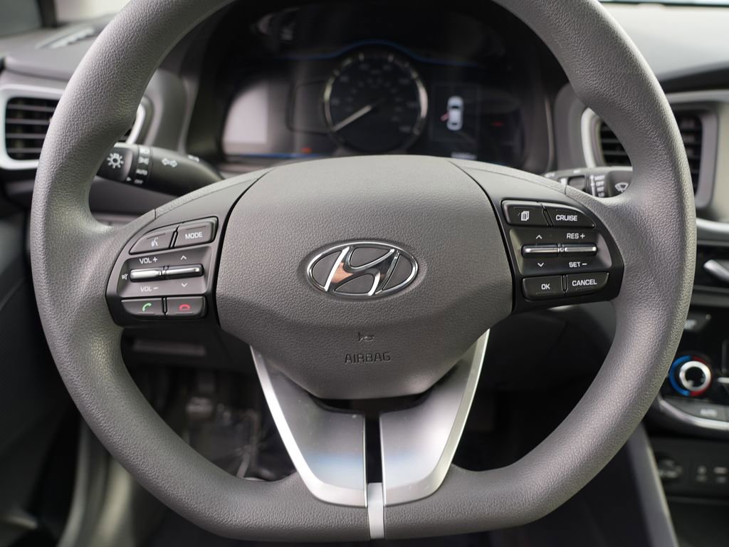 Used 2018 Hyundai Ioniq Blue FWD image 23