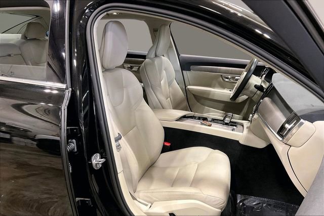 Certified 2023 Volvo S90 B6 Plus w/ Protection Package Premier image 9