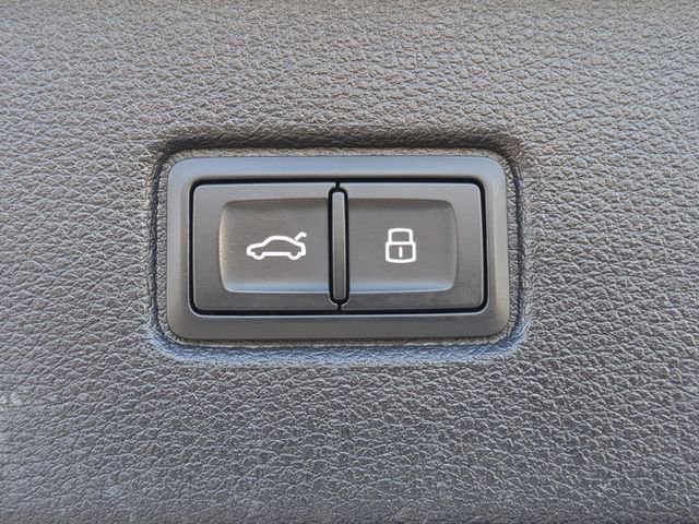 Used 2021 Audi Q7 3.0T Premium Plus image 13